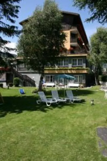 Hotel Larice Bianco Бормио Италия