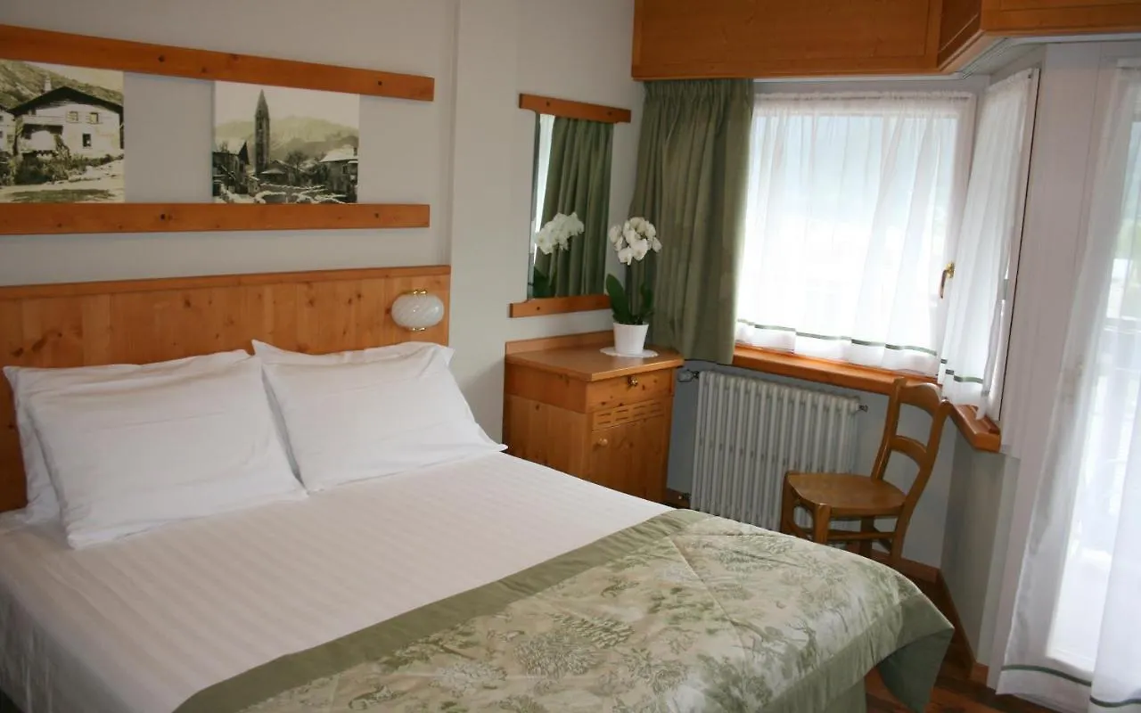 Hotel Larice Bianco Bormio 3*,